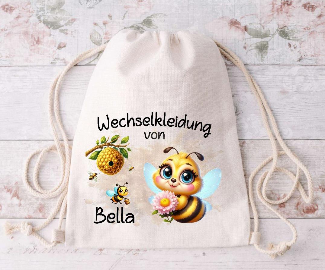 Wechselkleidung Tasche Mit Namen Biene Personalisiert Wechselwäsche Mädchen Kita Krippenkind Stoffbeutel Kindergarten Wechselkleidung Tasche Mit Namen Biene Personalisiert Wechselwäsche Mädchen Kita Krippenkind Stoffbeutel Kindergarten von Geschenkelaedchen