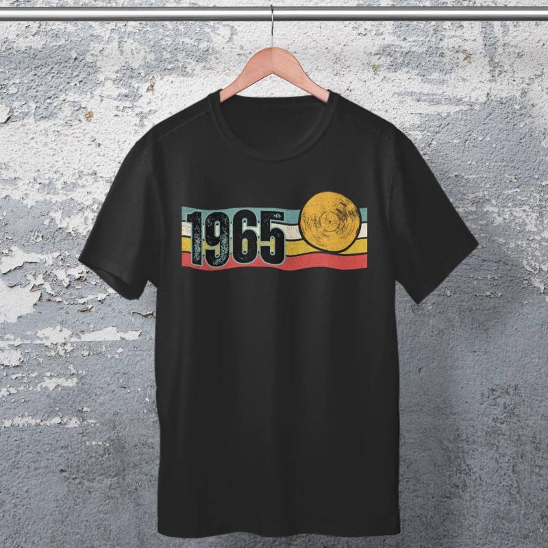T-Shirt 1965 Geburtsjahr Geschenk 60. Geburtstag Mann Herren Retro Geschenkidee Schallplatte von Geschenkero