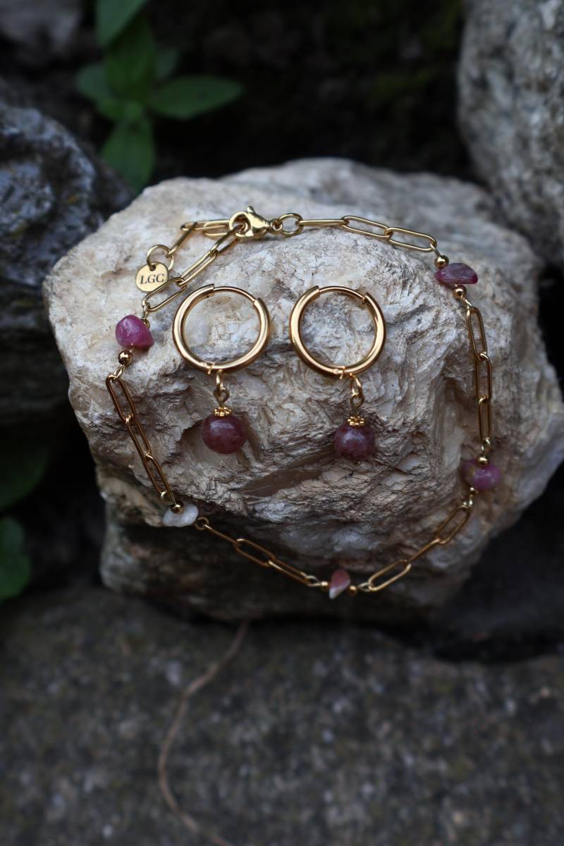 Raspberry Sparkle - Duo Aus Goldenem Armband Und Ohrringen Mit Rosa Steinen von MuxuCreation