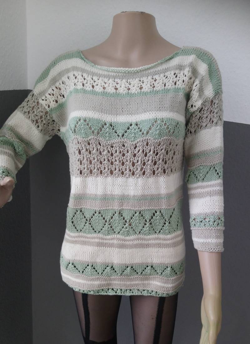 Pullover Mit Lochmuster, Strickpullover Pullover Mit Lochmuster, Strickpullover von Gestricksel