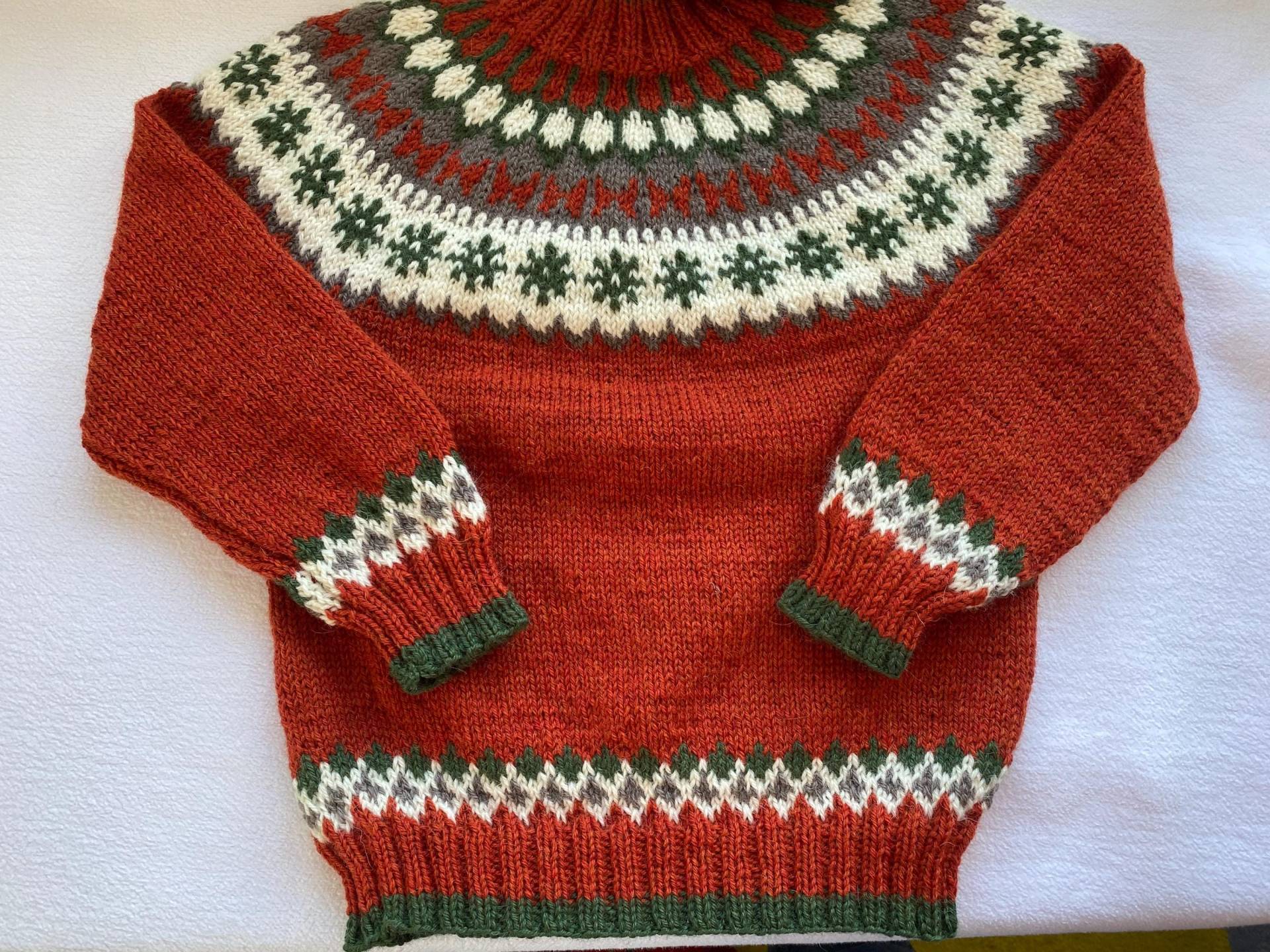 Norwegerpullover Gr. 116/122 in Rot Aus Reiner Schurwolle Mit Alpaka Handgestrickt von Gestricktes