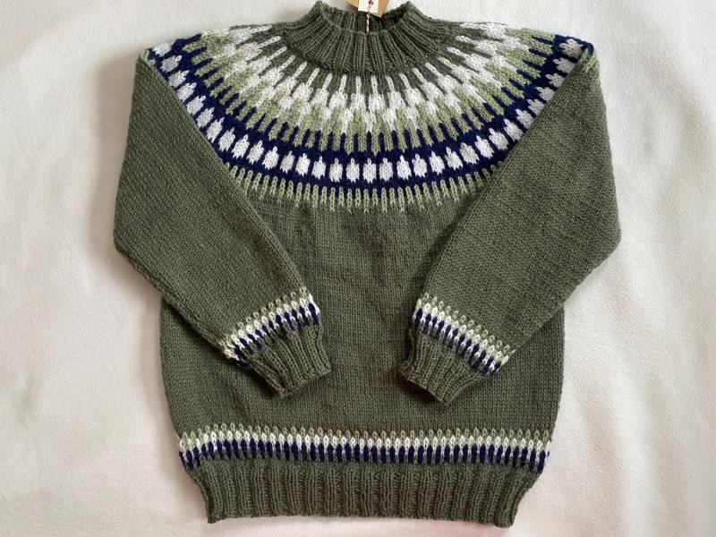 Norwegerpullover Gr.128/134 in Khakigrün Aus Reiner Schurwolle Mit Alpaka Handgestrickt von Gestricktes