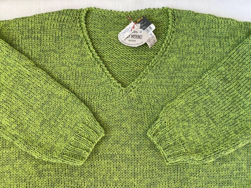 Sommerpullover Gr. 38/40 in Grünmeliert Aus Einem Wollgemisch Schlicht Rechts Handgestrickt von Gestricktes