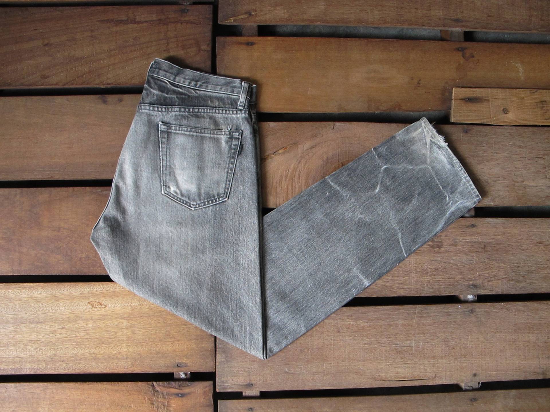 Vintage Spell Bound Faded Grau Jeans Mit Geradem Bein Herren W31/32 Domingo Co. Ltd. Medium Rise Button Fly Denim Made in Japan von Get2used