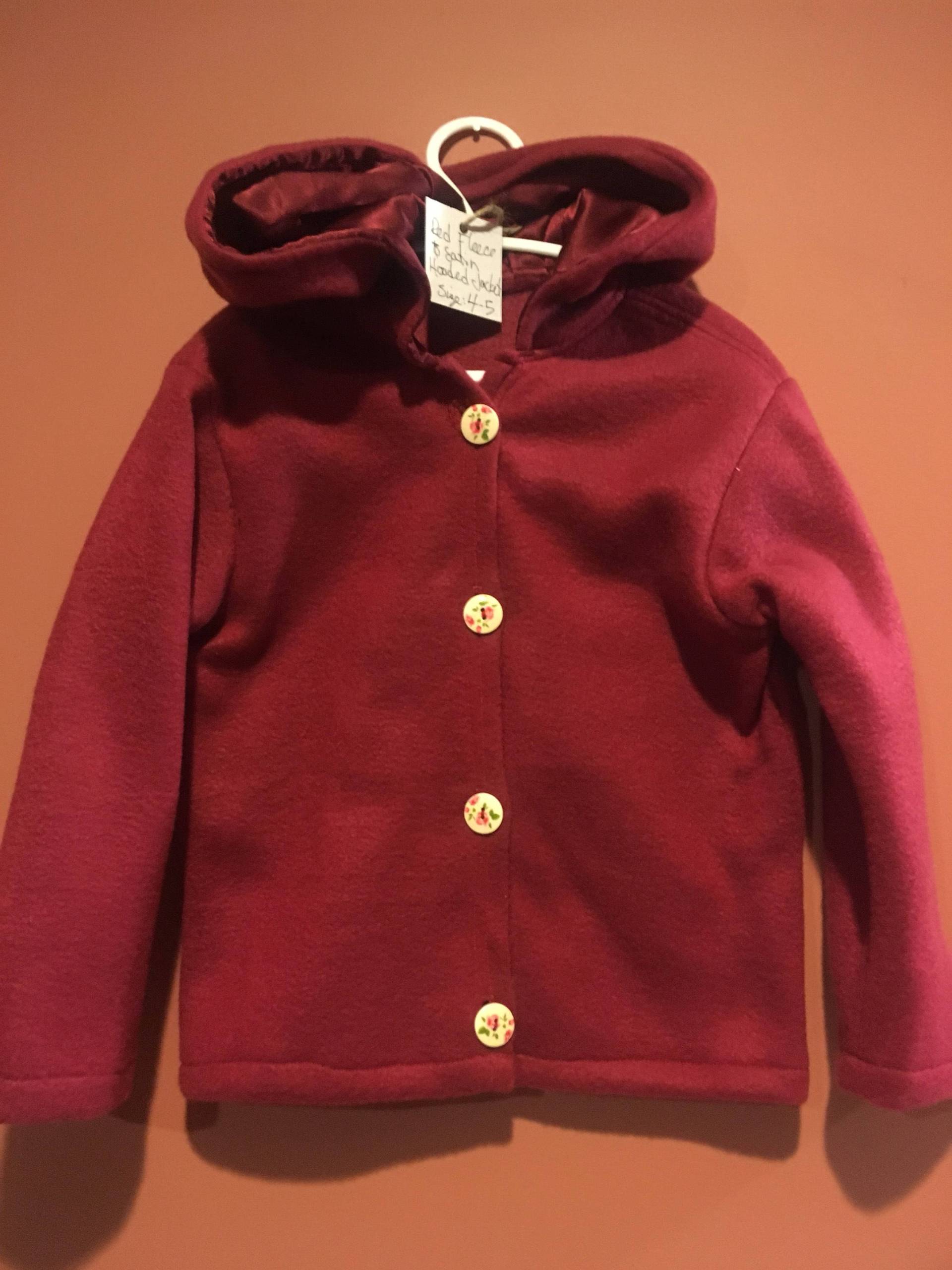 Rot Mit Kapuze Zuknöpfen Jacke Größe 4-5 Rot Mit Kapuze Zuknöpfen Jacke Größe 4-5 von GetCozyWithMe