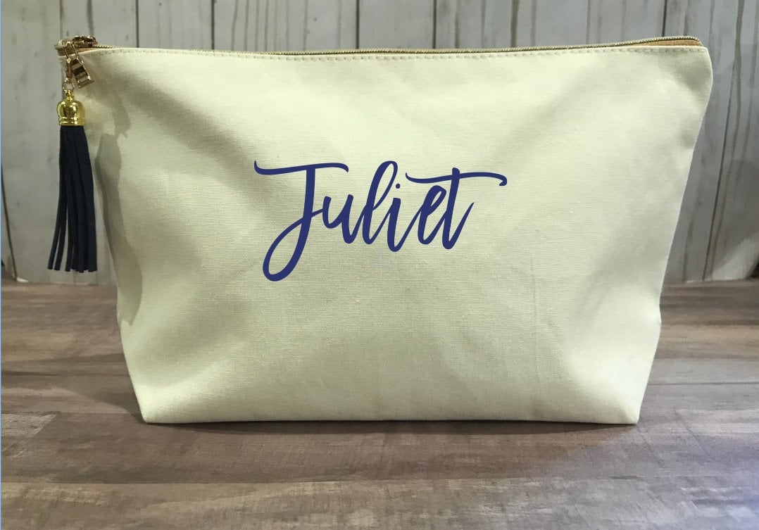 Große Personalisierte Canvas Schminktasche Für Brautjungfern, Große Neutrale Kosmetiktasche, Junggesellinnengeschenk, Hochzeitsgeschenk Braut Große Personalisierte Canvas Schminktasche Für Brautjungfern, Große Neutrale Kosmetiktasche, Junggesellinnengeschenk, Hochzeitsgeschenk Braut von GetFamilyJoy