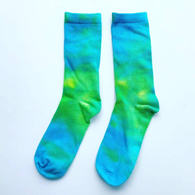 Ocean Days Handgefärbte Damen Crew Socken von GetKnittedHandmade