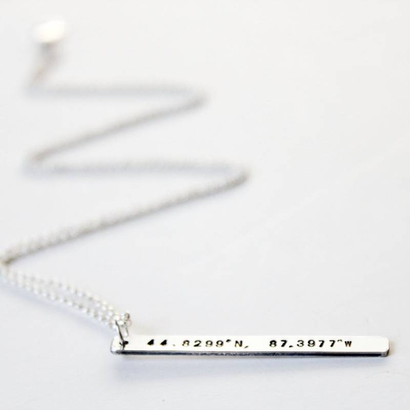 Halskette - Bar in Sterling Silber Oder Gold Nautik Brautjungfer Mutter Lange Tropfen Anhänger Koordinaten Namen Gestempelt von GetNoticed