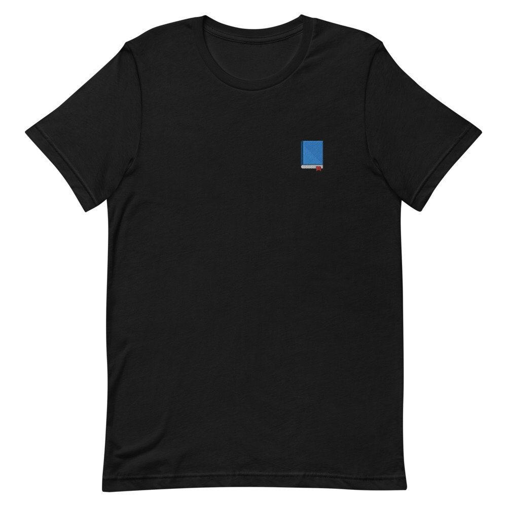 Blaues Buch Besticktes Unisex T-Shirt Geschenk Für Freund, Freundin, Kurzarm-Shirt - Mehrere Farben von GetStitch