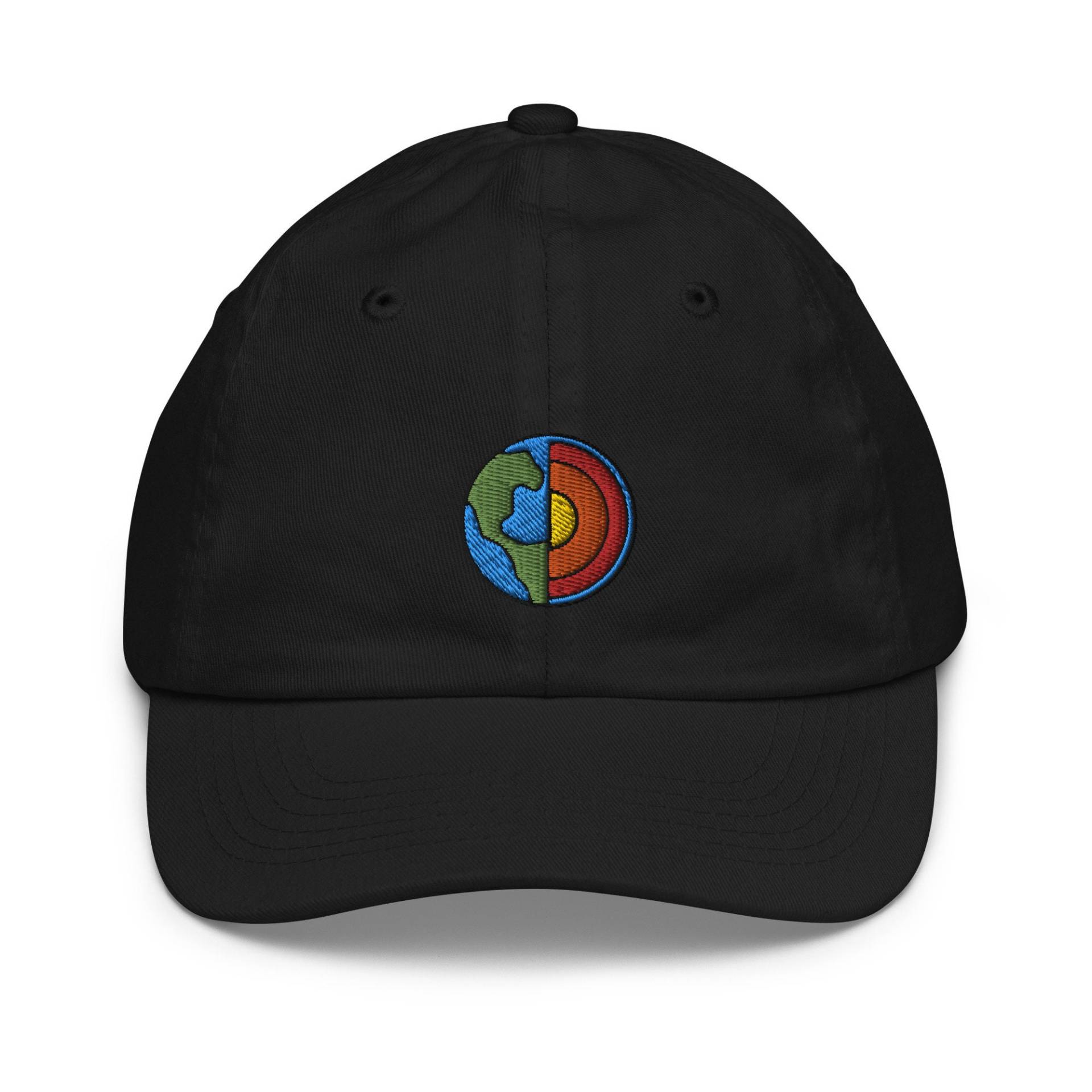 Earth Core Jugend Baseball Cap, Handgemachter Kinderhut, Bestickter Kinderhut Geschenk - Mehrere Farben von GetStitch