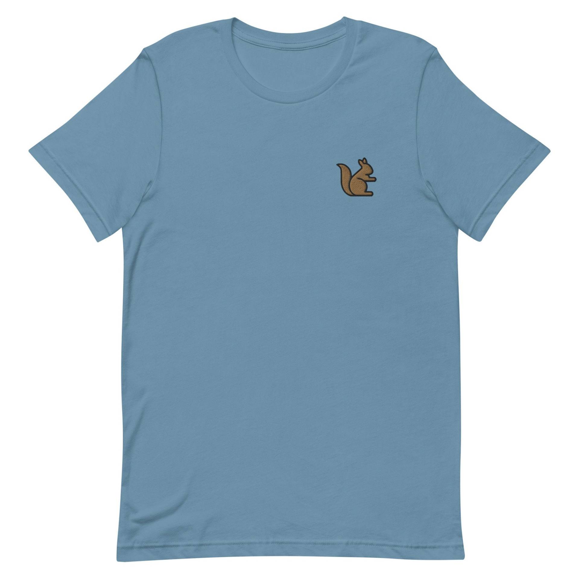 Eichhörnchen Unisex T-Shirt, Besticktes T-Shirt Geschenk Für Freund, Freundin, Kurzarm Shirt - Mehrere Farben von GetStitch