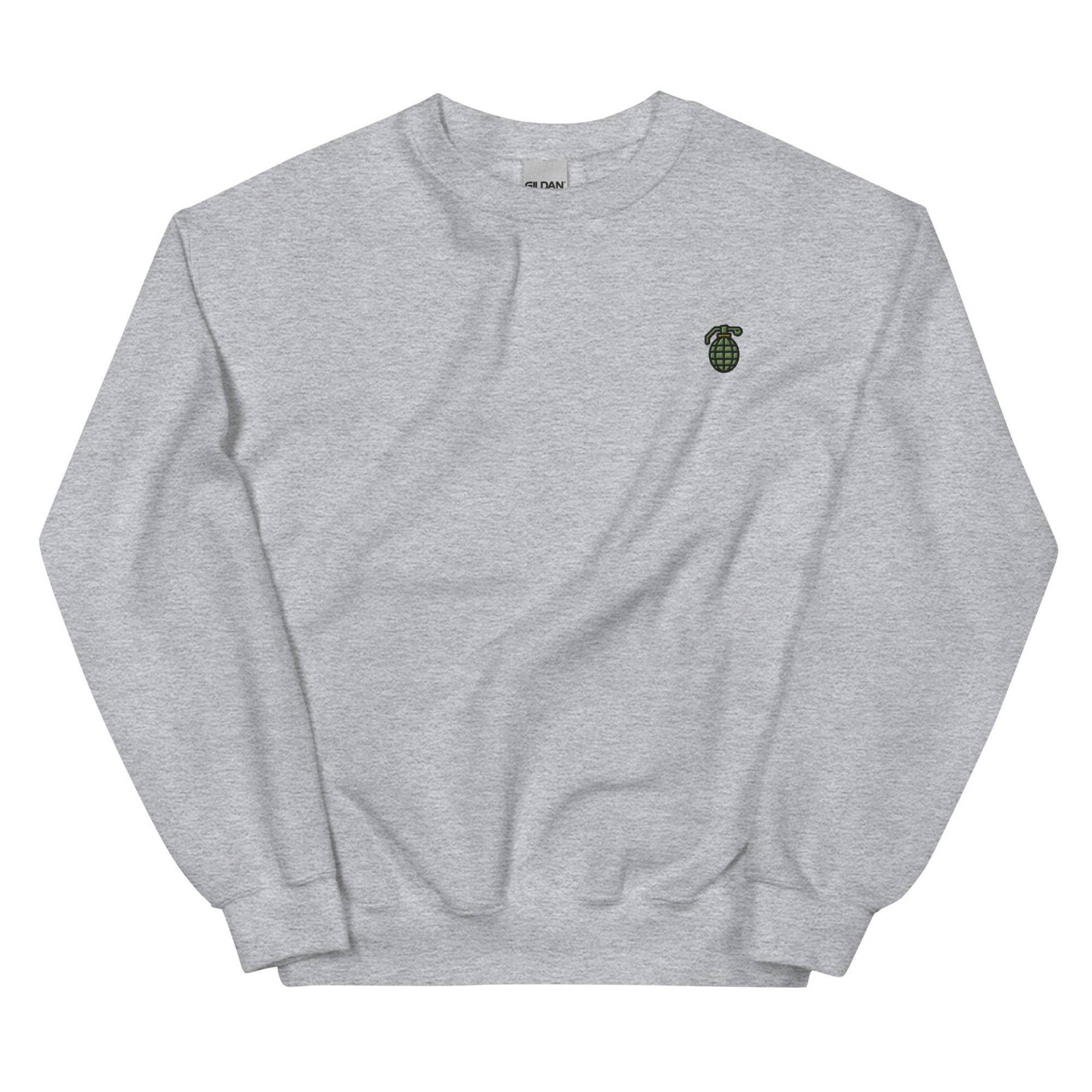 Granate Besticktes Sweatshirt Geschenk, Süßer Unisex Crewneck Pullover, Langarm Pullover - Mehrere Farben von GetStitch