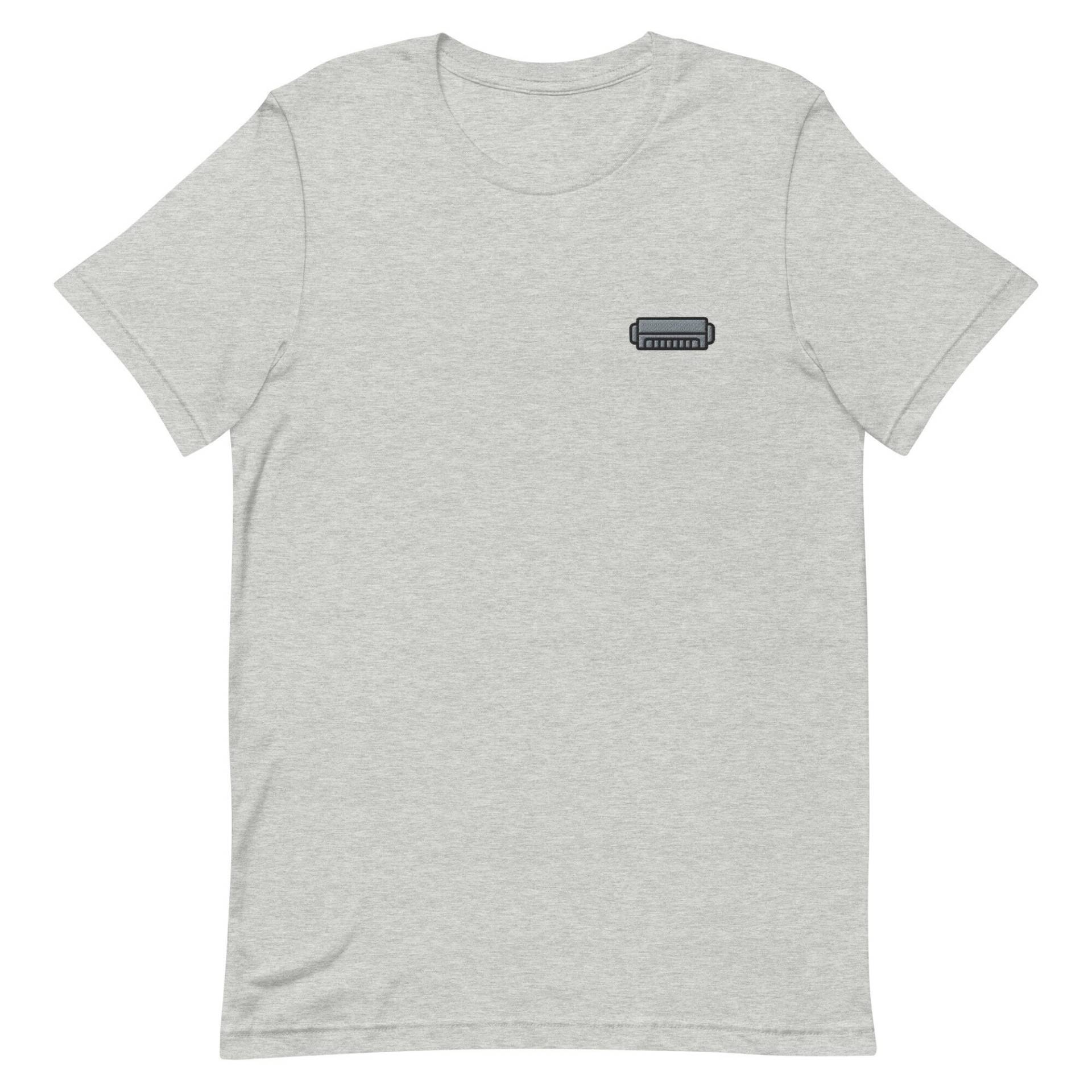 Harmonica Unisex T-Shirt, Besticktes T-Shirt Geschenk Für Freund, Freundin, Kurzarm-Shirt - Mehrere Farben von GetStitch