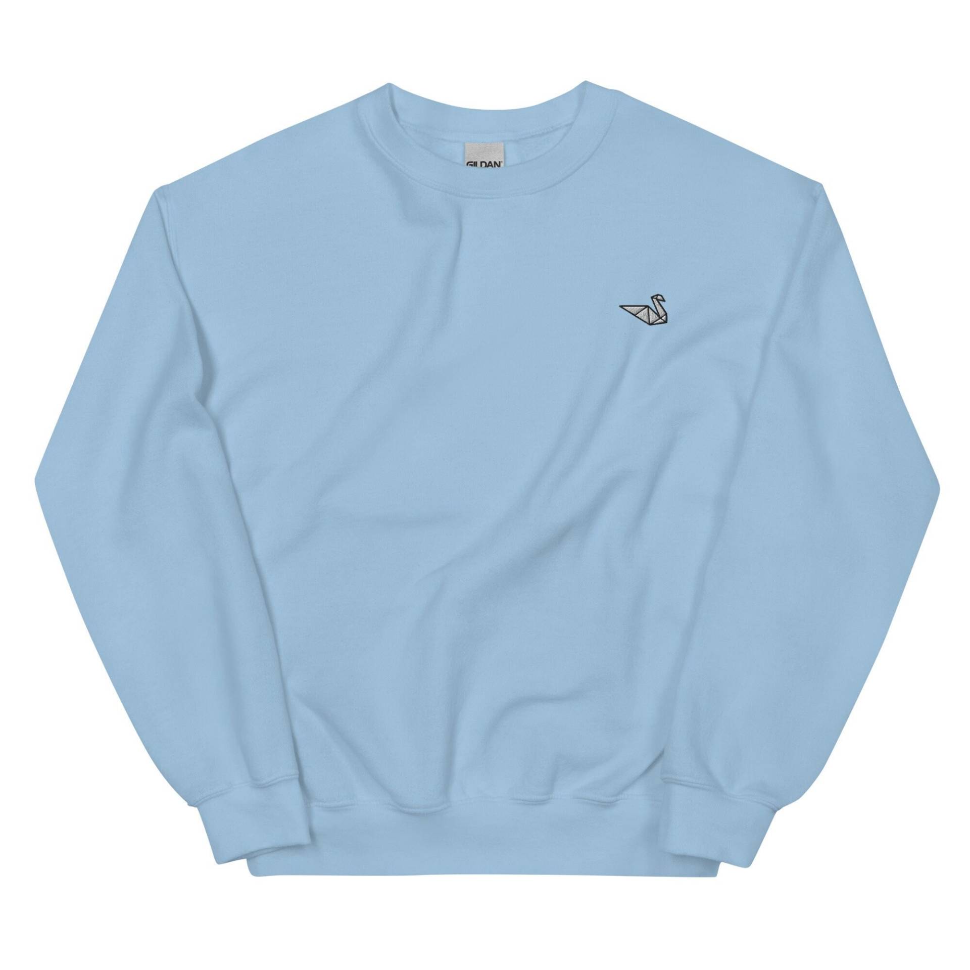 Origami Swan Besticktes Sweatshirt Geschenk, Niedlicher Unisex Rundhalspullover, Langarmpullover - Mehrere Farben von GetStitch