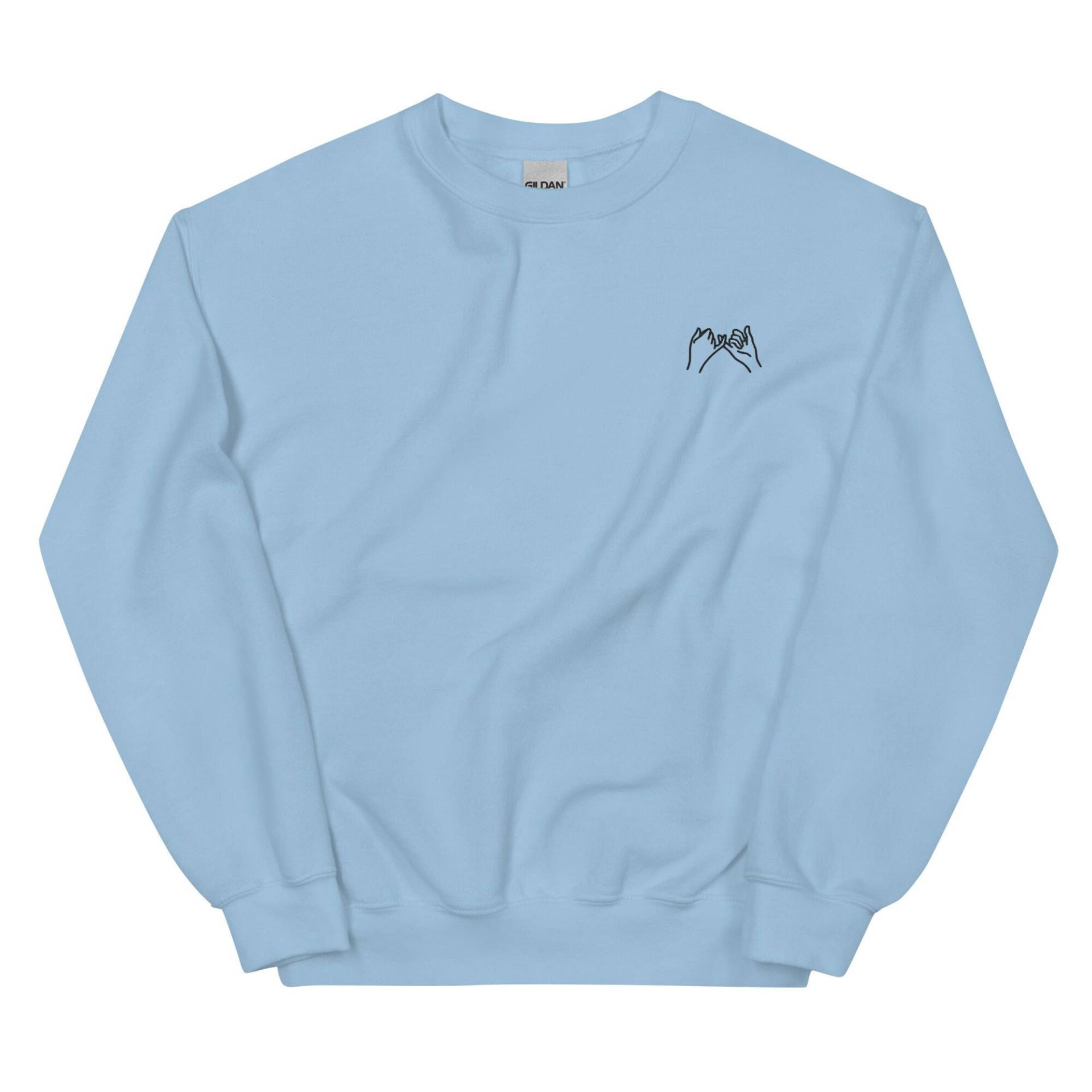 Pinky Promise Besticktes Sweatshirt-Geschenk, Süßer Unisex-Crewneck-Pullover, Langarm-Pullover-Pullover - Mehrere Farben von GetStitch