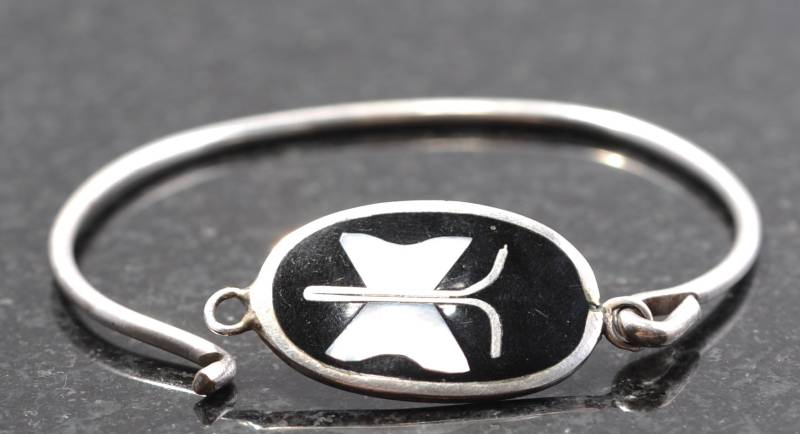 Abalone Und Onyx Schmetterling Alpaka Armband in Mexiko von GetStones