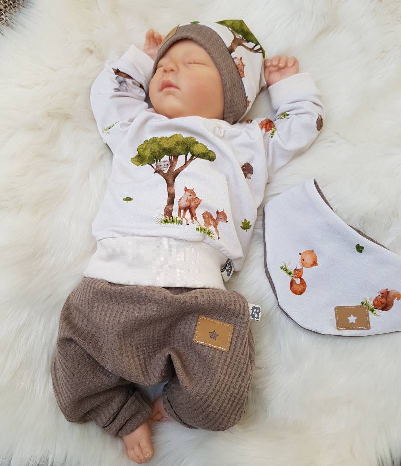 Babyset Pullover Shirt Pumphose Beanie-Mütze Halstuch Erstlingsset Gr 50 56 62 68 Jungsset Mädchen Tiere Bäume Waffeljersey Getigerter-Loew von GetigerterLoewe