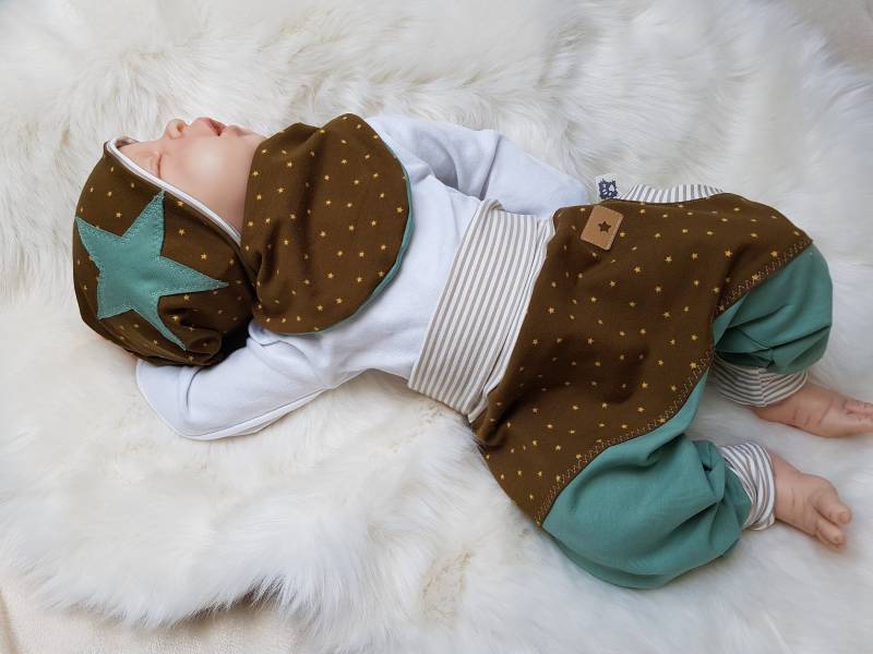 Babyset Pumphose Halstuch Und Beaniemütze Mit Sterne Altgrün Mint Braun Erstlingsset Getigerter-Loewe Geburtsgeschenk von GetigerterLoewe