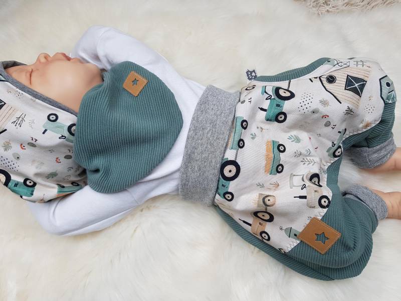 Babyset Pumphose Halstuch Und Beaniemütze Ottomanjersey Grün Tiere Bauernhof Traktor Gr.50, 56 Erstlingsset Getigerter-Loewe Geburtsgeschenk von GetigerterLoewe