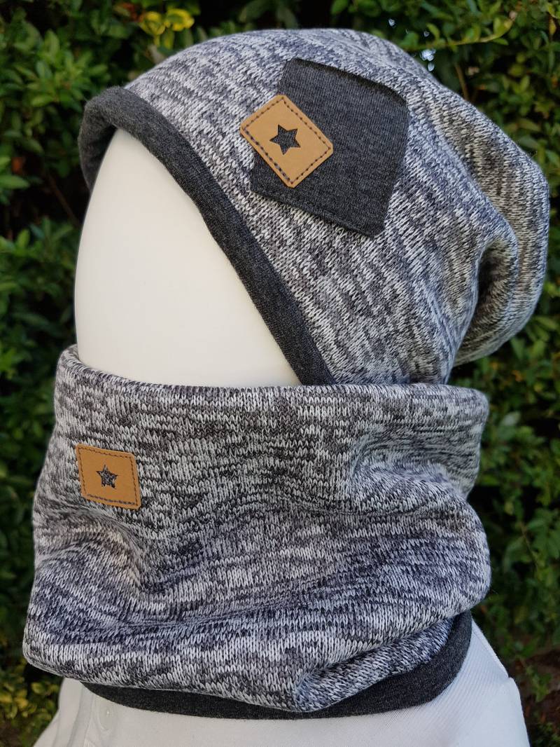 Beanie Mütze + Loopschal Set Gr 40-57cm Jungsmütze Kindermütze Stricksweat Hegrau-Meliert Getigerter-Löwe Übergangsmütze von GetigerterLoewe