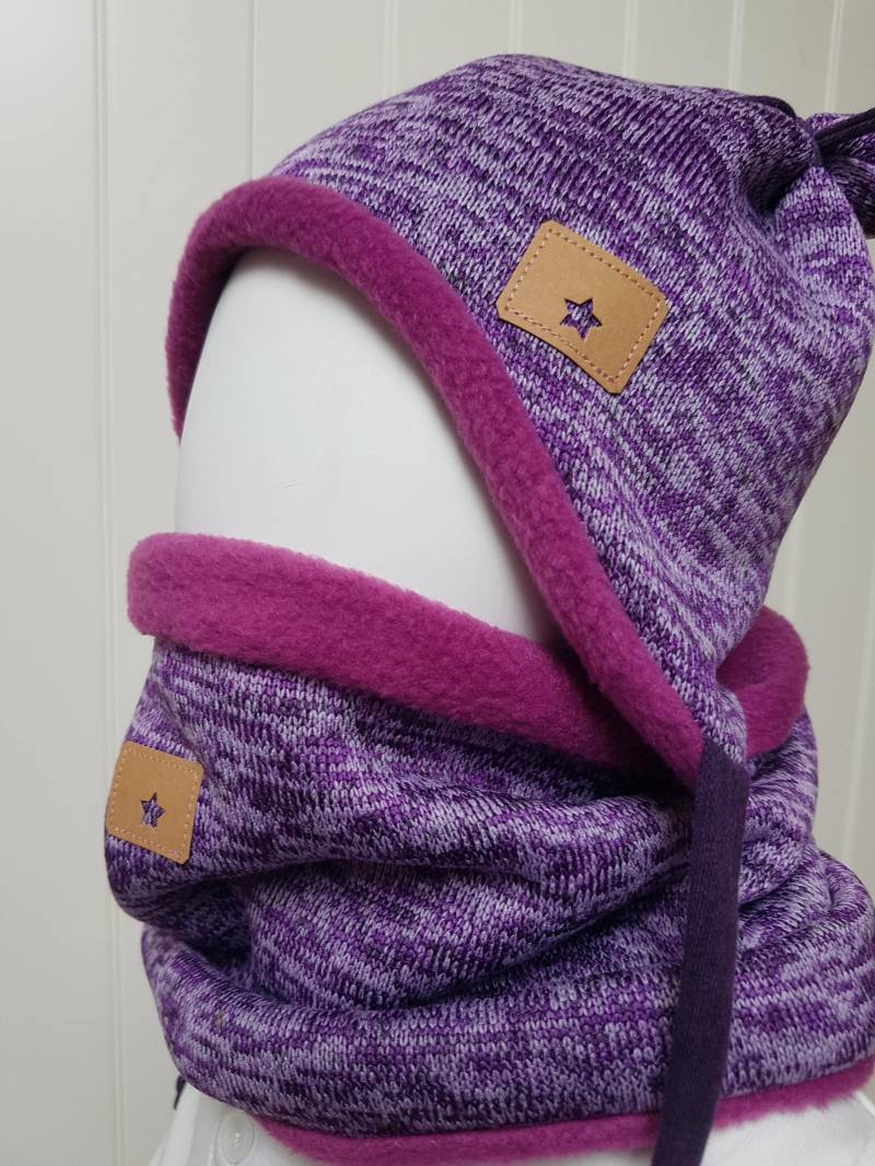 Set Öhrchenmütze+ Loop-Schal Gr.36 38 40 42 45 47 50 52cm Mädchenmütze Wintermütze Strickstoff Lila Beere Bindemütze Getigerter Löwe Set Öhrchenmütze+ Loop-Schal Gr.36 38 40 42 45 47 50 52cm Mädchenmütze Wintermütze Strickstoff Lila Beere Bindemütze Getigerter Löwe von GetigerterLoewe