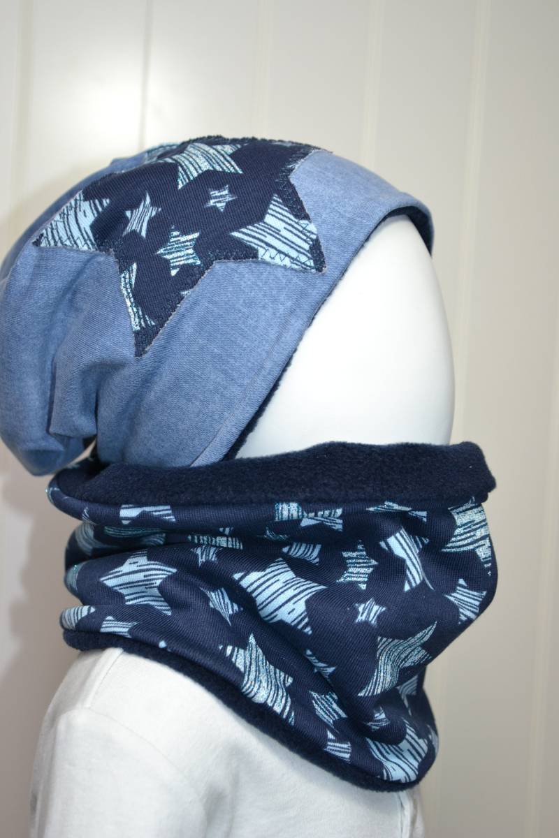 Winter-Beanie Mütze + Loopschal Set Gr 40-57cm Jungsmütze Kindermütze Wintermütze Fleecemürze Sterne Blau Glitzer Getigerter-Löwe von GetigerterLoewe