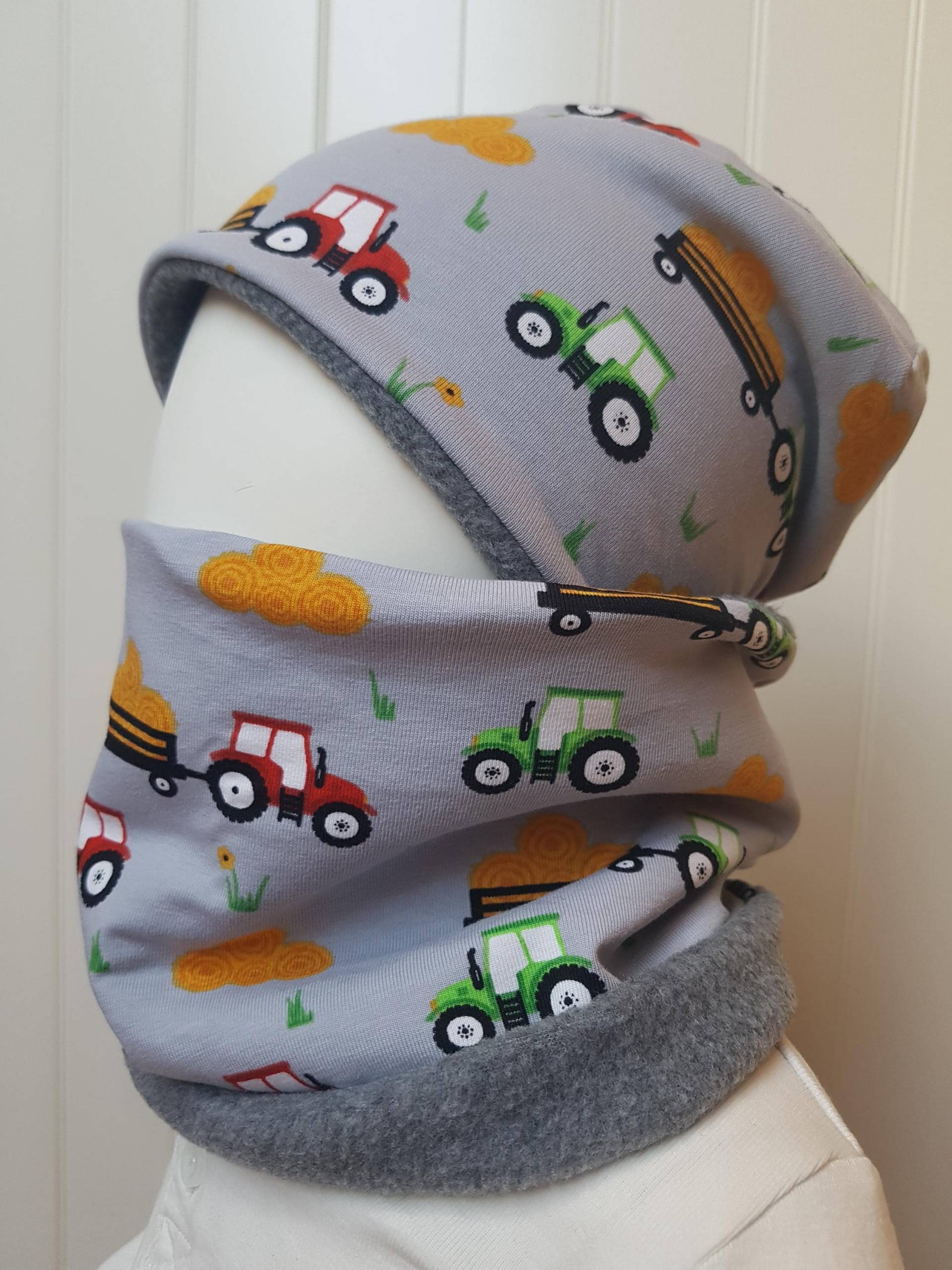 Winter Beanie Mütze + Loopschal Set Gr 50, 51, 53, 55, 55-57cm Jungsmütze Kindermütze Traktor Heuballen Getigerter-Löwe Wintermütze Fleecemütze von GetigerterLoewe