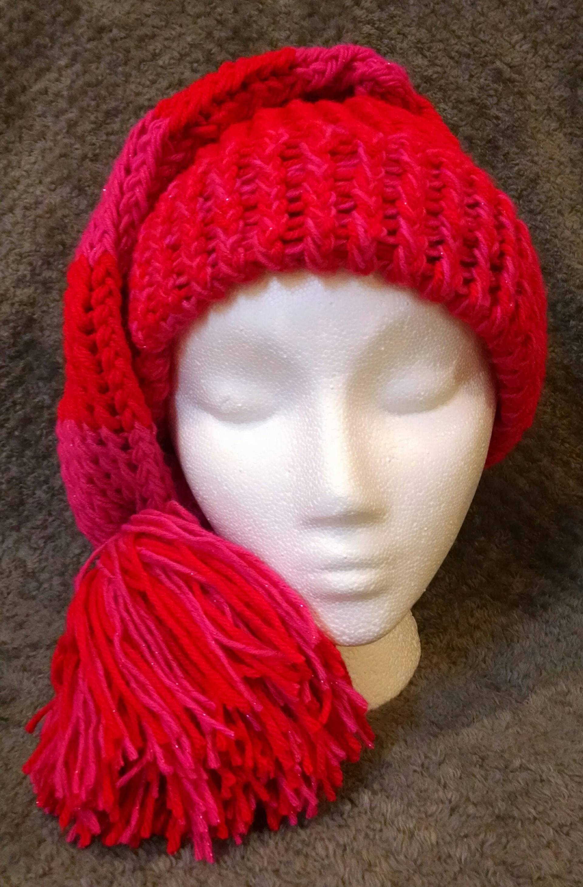 Rot Und Pink Gestrickte Weihnachtsmütze Weihnachtsmütze Rot Und Pink Gestrickte Weihnachtsmütze Weihnachtsmütze von Getnoticedknits