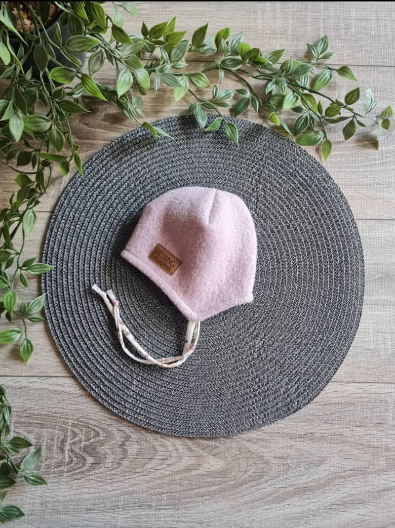 Babymütze Aus Wollwalk Warme Ohren Mütze 100% Schafswolle Gefüttert Mit Blumen Jersey Baby Kind Bindemütze Bänder von Gezeiten