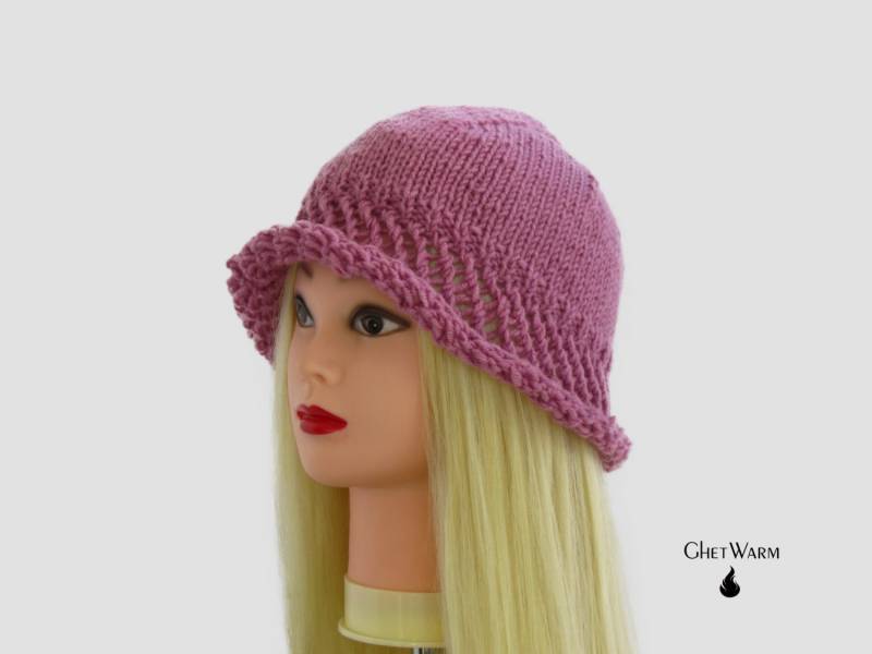 Gehäkelte Rosa Frau Hut. Wolle Strickmütze Krempe. Ohrenwärmer. Kopfschmuck. Mädchen Mütze Beanie. Helm Gestrickt von GhetWarm
