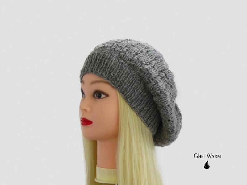 Grau Slouchy Beanie Hand Gestrickte Mütze. Mütze Aus Weicher Merinowolle. Geschenke Für Mamas Tag. Damen Häkelbeanie Übergroßes Stricken von GhetWarm