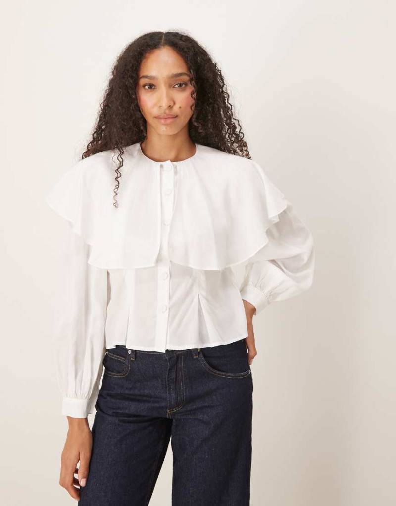 Ghospell - Cape-Bluse in Weiß von Ghospell