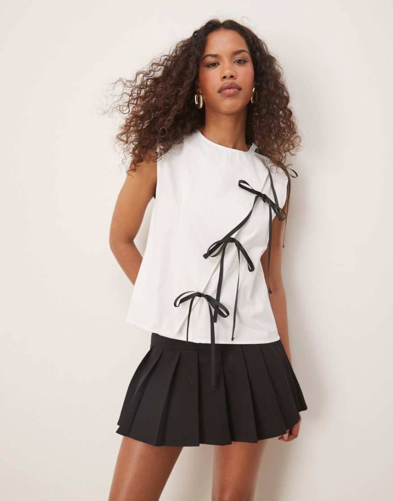 Ghospell - Denim-Wickeloberteil in Weiß von Ghospell