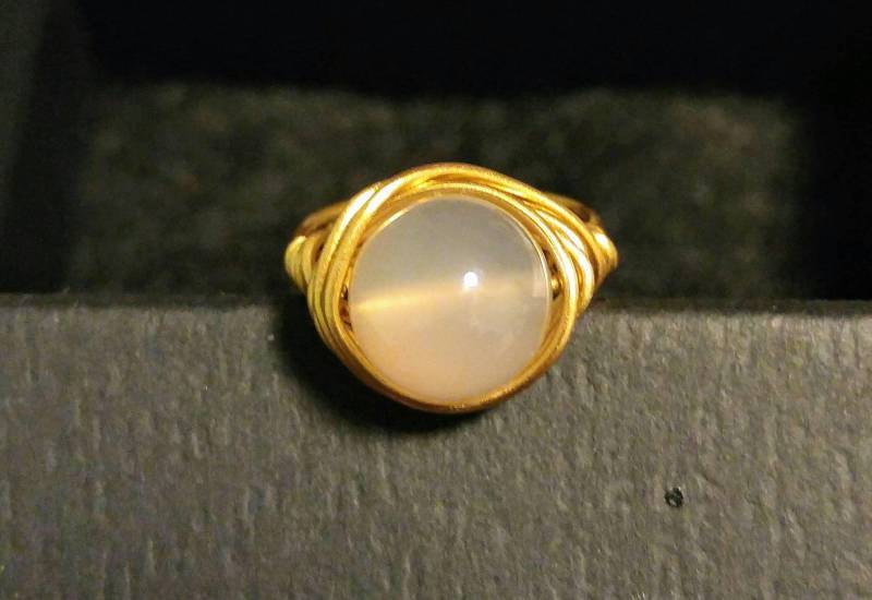 Opalith Gold Umwickelt Ring Opalith Gold Umwickelt Ring von GiaDaneDesigns