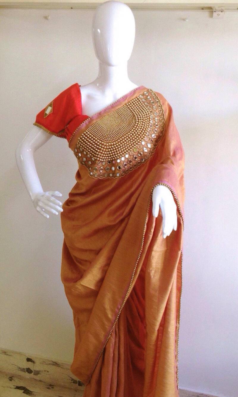 Perlen Spiegel Arbeit Saree Benutzerdefinierte Farbe Semi Rohseide von GiaExquisiteIndian