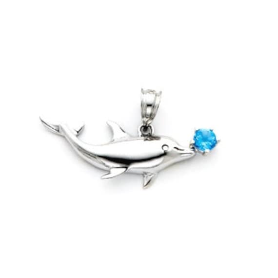 Facettierter London Swiss Blue Topas Auf Delfin Nase Anhänger von GianniDeloro