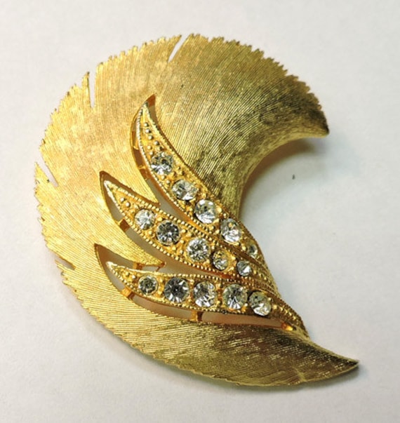 Vintage Jj Strass Blatt Brosche Gold Tone Signiert Anstecknadel Vintage Jj Strass Blatt Brosche Gold Tone Signiert Anstecknadel von GibsonsVintageShop