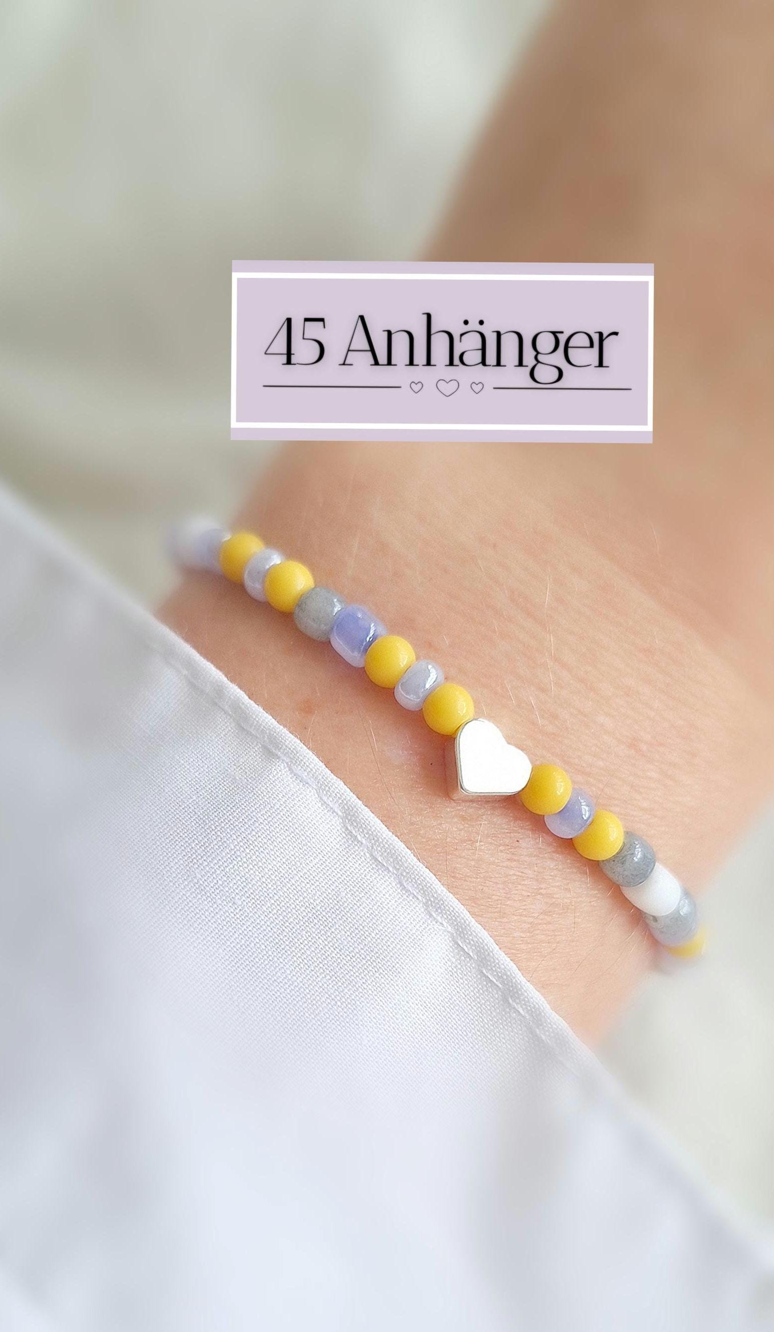 Armband Senf Gelb Lila Lavendel Grau Bunt Perlen Herz Anhänger Gold Silber Schmuck Personalisierbar Geschenk Frau Freundin Glücksbringer von GiesingPerle