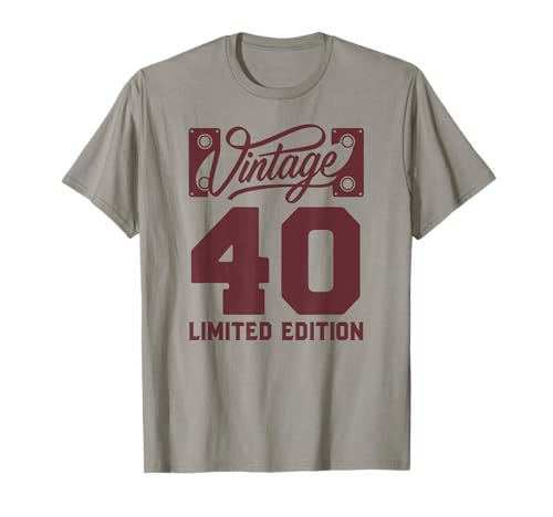 Funny Gag Men Vintage 40th Birthday Decorations 40 Birthday T-Shirt von Gift Ideas Co Birthday