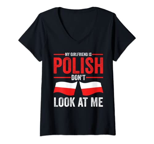 Damen Meine Freundin ist Polin Schau mich nicht an Polnisch T-Shirt mit V-Ausschnitt Damen Meine Freundin ist Polin Schau mich nicht an Polnisch T-Shirt mit V-Ausschnitt von Gift for Polish Girlfriend Humor