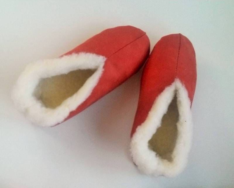 Winterhausschuhe Aus Wildlederimitat Ballerinas Für Mädchen Oder Kleine Frauen Warme Hausschuhe Mit Wollfutter Nur Ein Paar von GiftFromUkraine