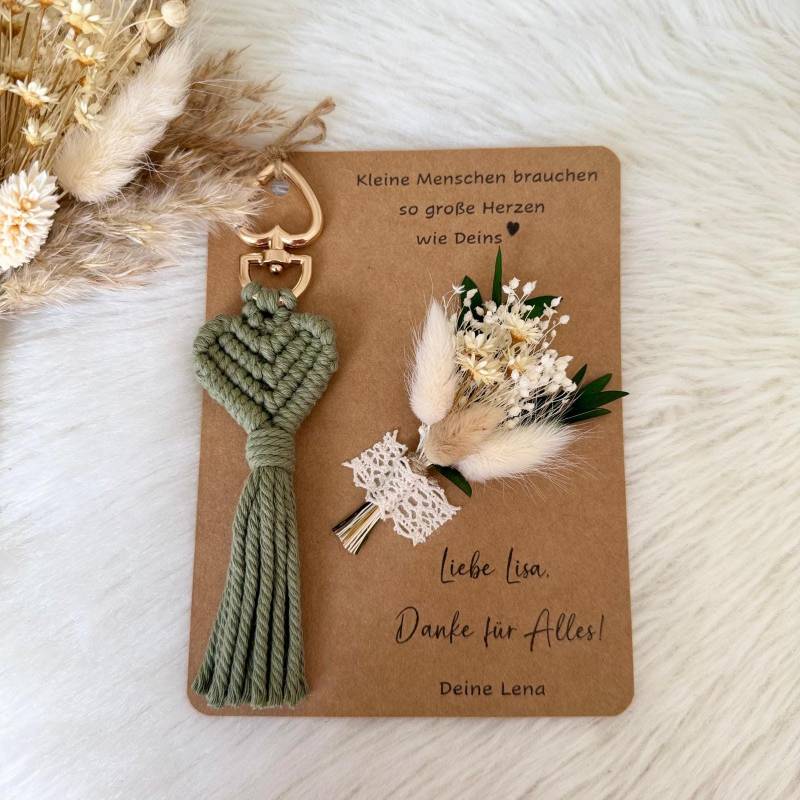 Makramee Anhänger Mit Karte, Abschiedsgeschenk, Danke Geschenk, Weihnachten Geschenk Lehrerin, Erzieherin, Hebamme, Personalisiert von GiftboxSK