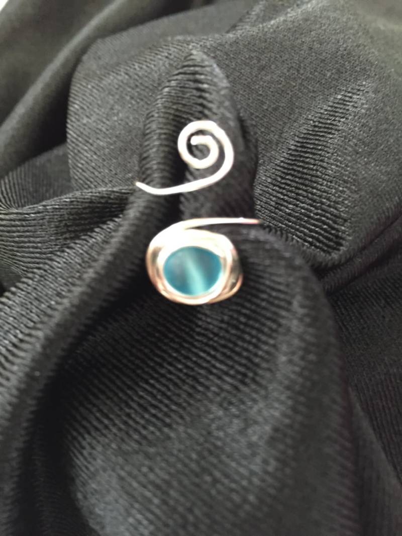 Blaue Seeglas Einstellbar Silber Oder Gold Draht Ring Blaue Seeglas Einstellbar Silber Oder Gold Draht Ring von GiftsbyKarenM