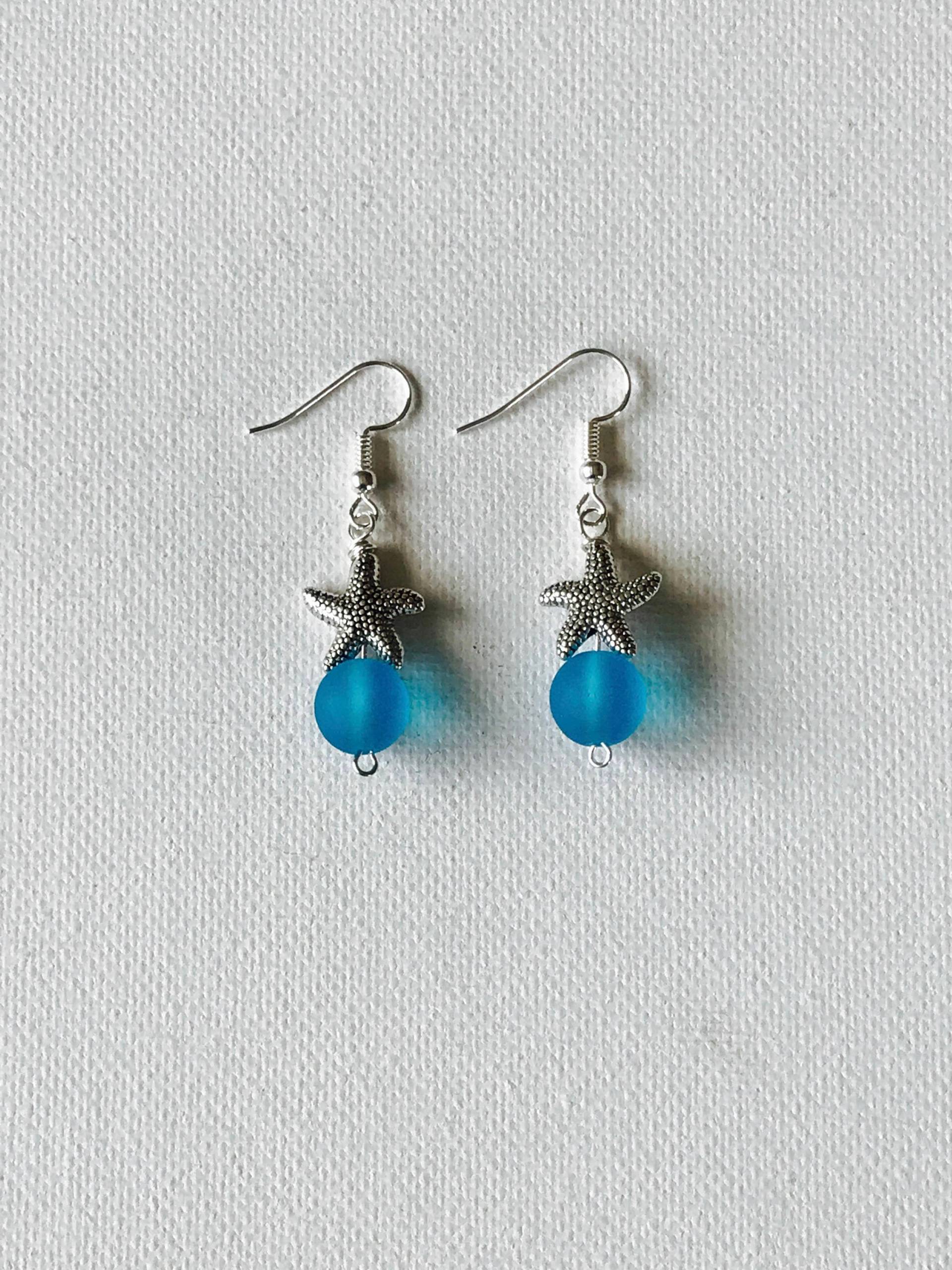 Hawaii Silber Seestern Baumeln Ohrringe Mit Meer Glasperle Hawaii Silber Seestern Baumeln Ohrringe Mit Meer Glasperle von GiftsbyKarenM