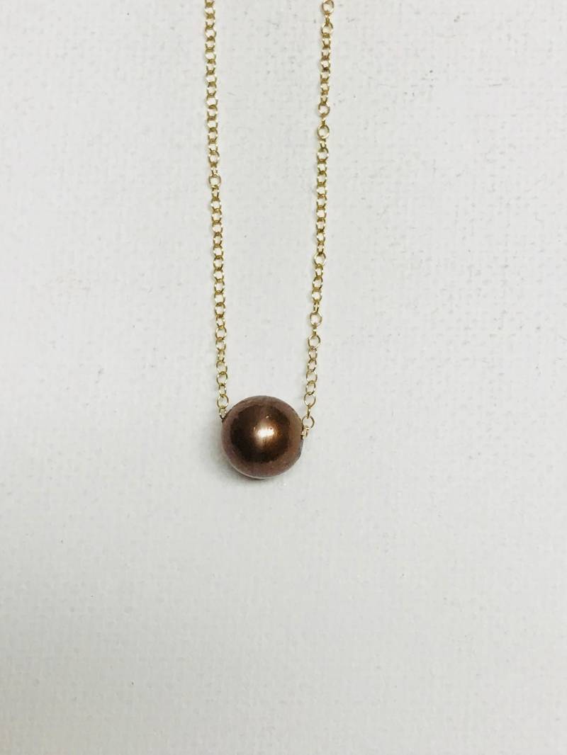 Schokolade Tahiti Perle Floating Gold Filled Halskette Schokolade Tahiti Perle Floating Gold Filled Halskette von GiftsbyKarenM