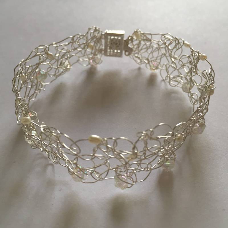 Süßwasser Perle & Kristall Draht Gehäkelte Armband Süßwasser Perle & Kristall Draht Gehäkelte Armband von GiftsbyKarenM