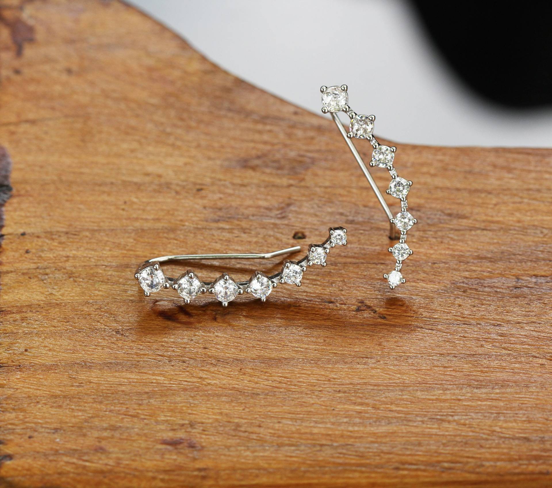 Silber Ohrringe Für Frauen, Sterling Ohrringe, Kletterer Zierliche Zirkonia Stern Ohr Kristall Crawler von GifttreeShop