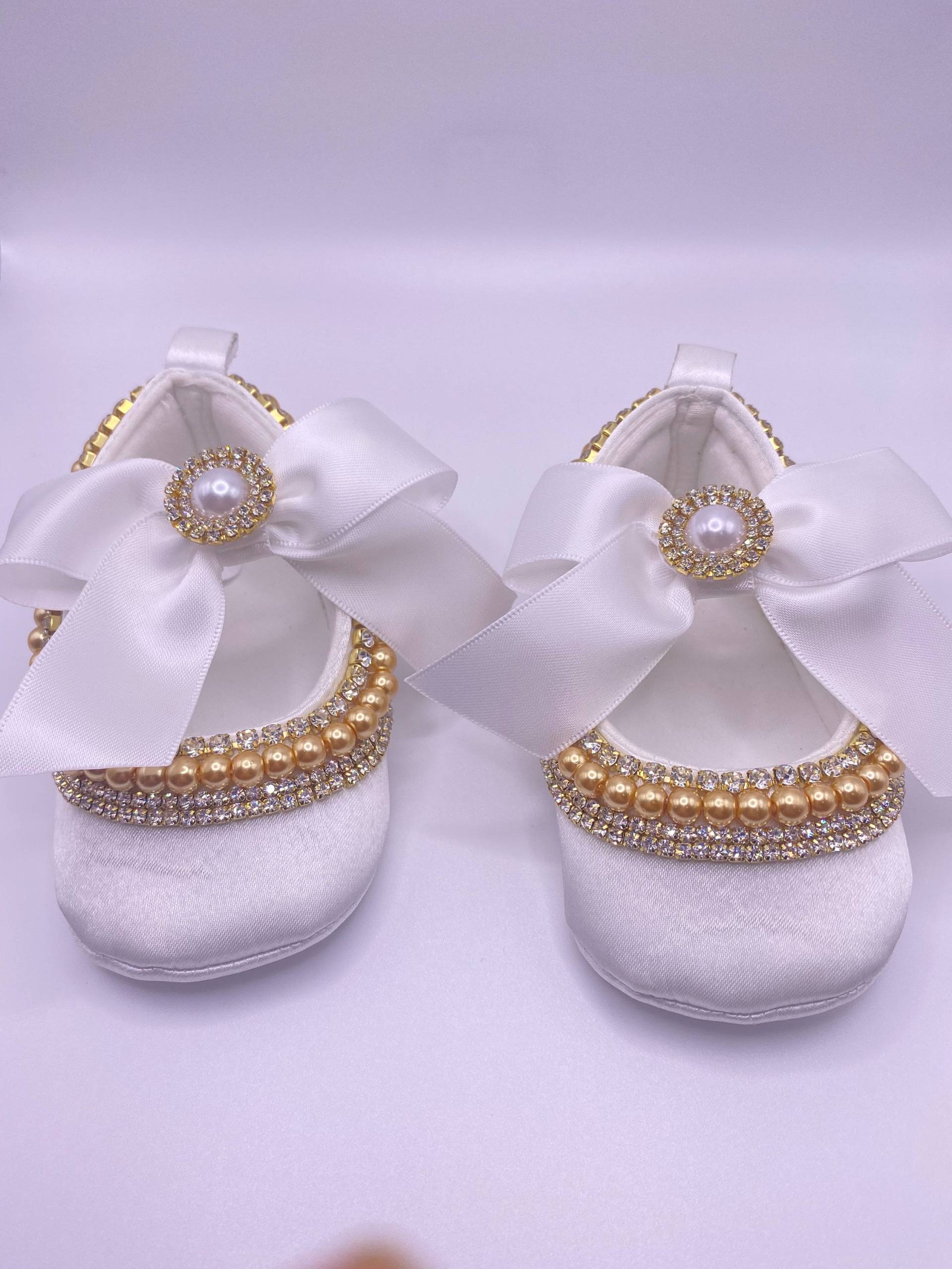 Weiß Und Gold Perlen Baby Mädchen Schuhe | Taufschuhe Tauf Weihnachtsgeschenk Neugeborenen Geschenk von GigglePlanet