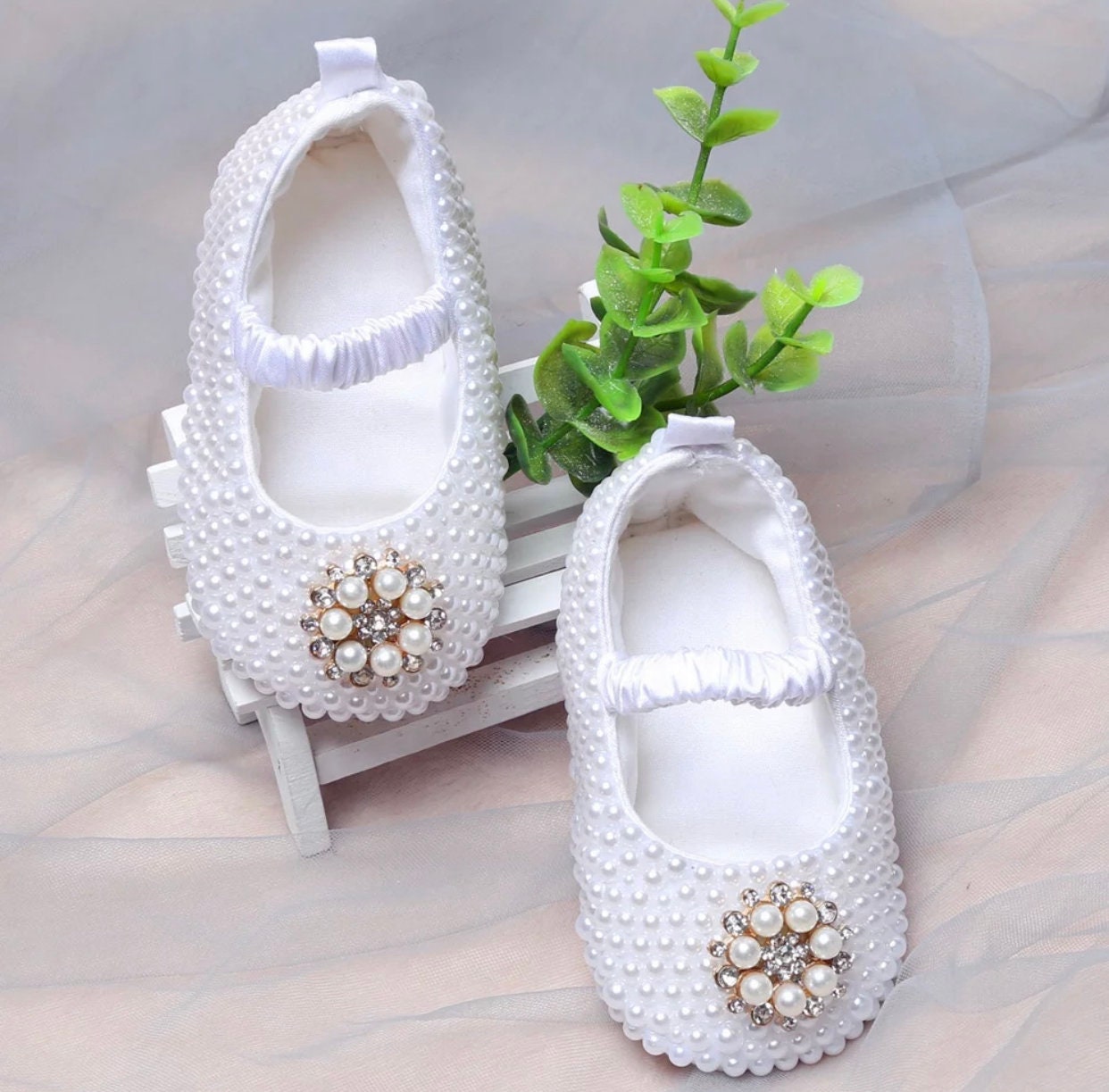 Weiße Perle Baby Schuhe Mit Passendem Stirnband | Taufschuhe Taufe Weihnachtsgeschenk Neugeborenen Geschenk von GigglePlanet