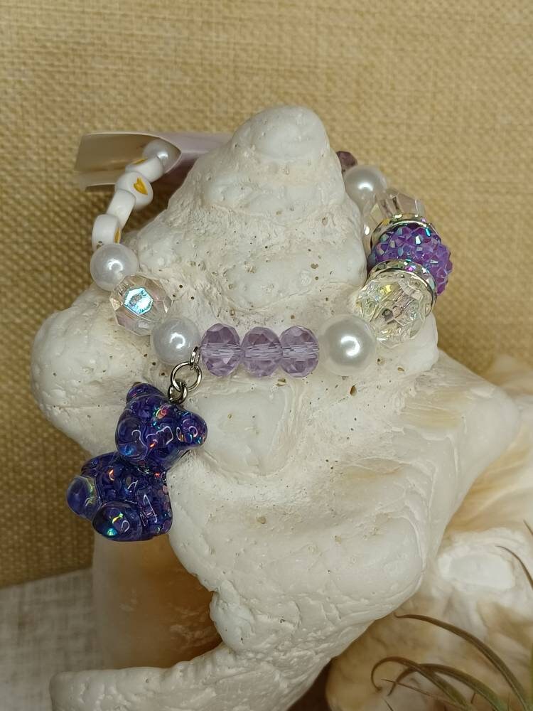 Handgemachtes Lila Teddybär Charm Kinderarmband von GigiRoseDesignHouse